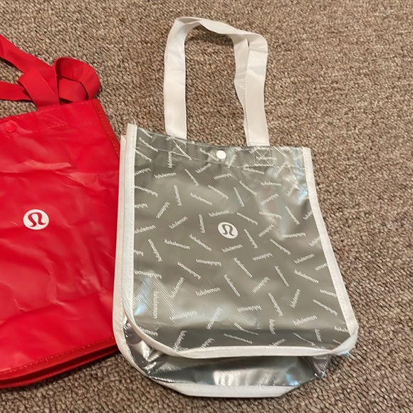 Lululemon shopping bags- 4 - Picture 4 of 4